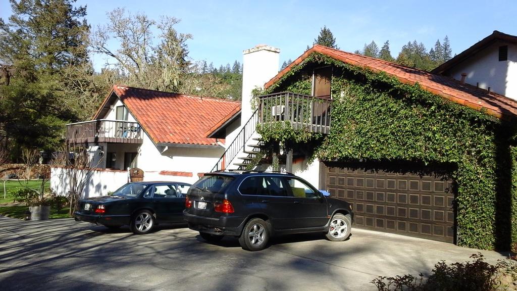 Spanish Villa Inn St. Helena Exterior photo